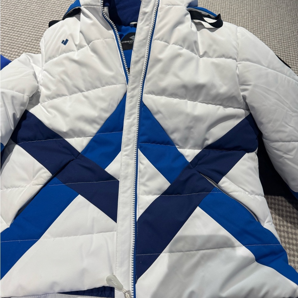 White and Blue Geometric Puffer Jacket  (ski jacket)